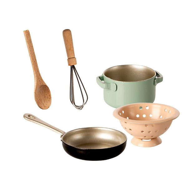 maileg cooking set for mice