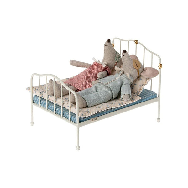 Maileg bed for mouse - off white large