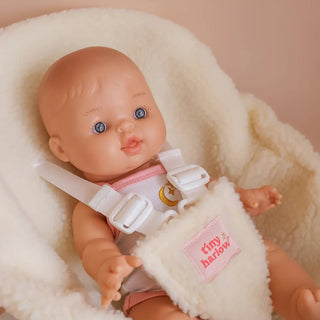 DOLL CARSEAT Sherpa by Tiny Harlow