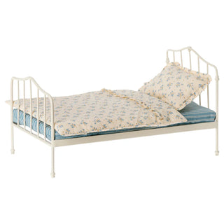 maileg miniature bed, blue