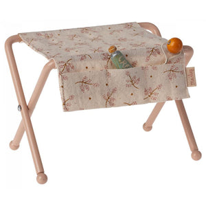 Maileg baby mouse nursery table rose