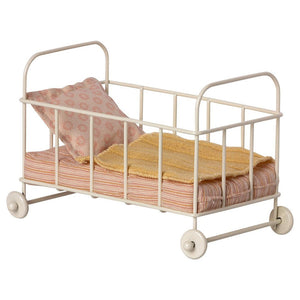 maileg micro cot bed - rose