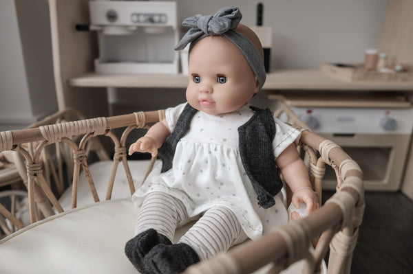 Paola Reina Sonia soft doll with sleepy eyes and complete outfit