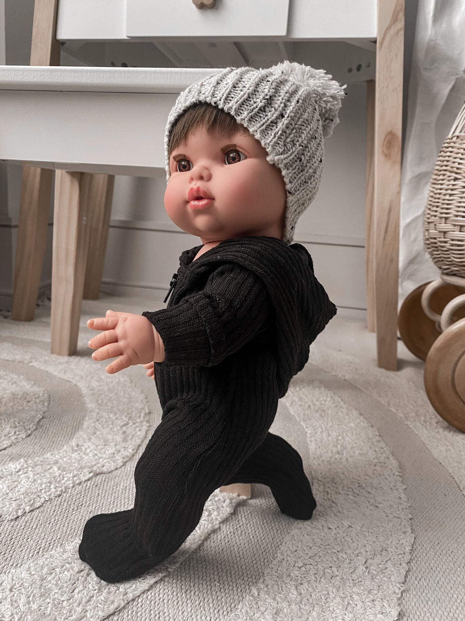 soft ribbed nearly black hooded zipper one piece and knit beanie set for 34/37/38 cm doll