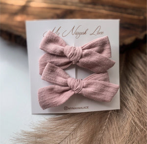 mini doll/child bow clips by My Niayah Lace dusty mauve