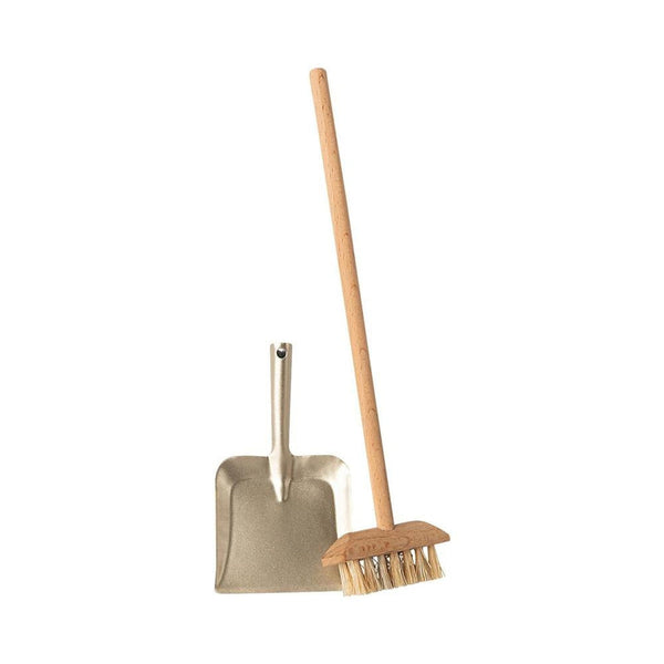 maileg miniature broom set